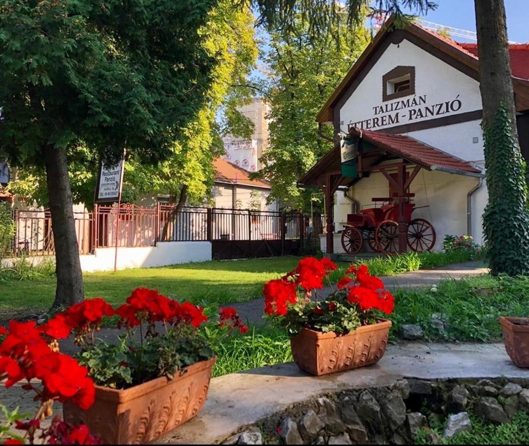 Hotel Talizman Etterem Panzio Miszkolc Zewnętrze zdjęcie